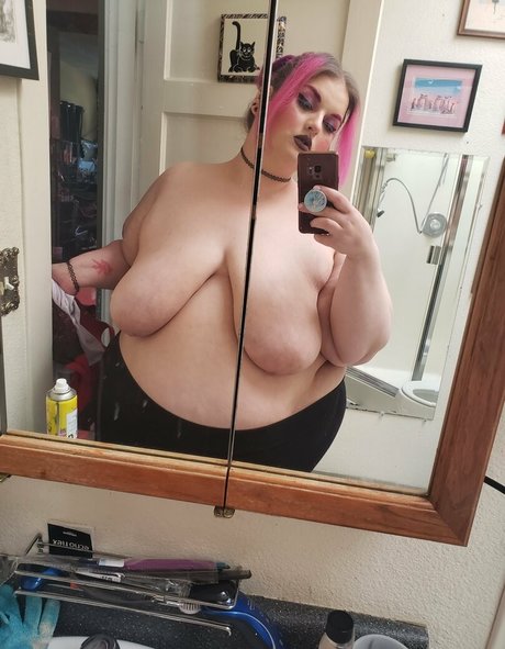 Nacktes geleaktes OnlyFans-Foto von Xoautumnhartxo