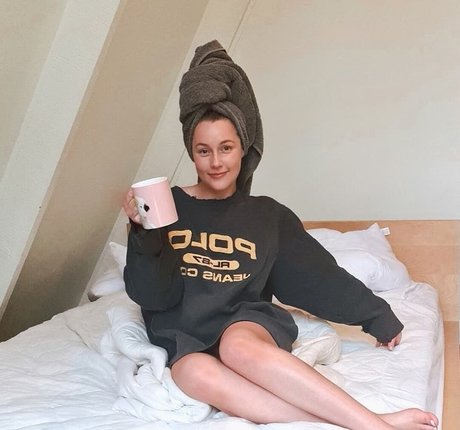 Elizabeth Height  nude leaked OnlyFans photo