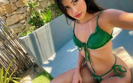Naken läckt OnlyFans-bild av Basketballwife