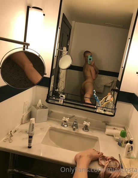 Miaxcosta