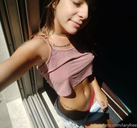 Foto nua vazada do OnlyFans de Laryfree