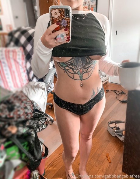 Gabbbangablefree  nude leaked OnlyFans photo