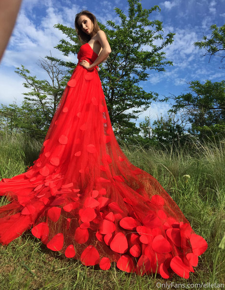Elle Tan