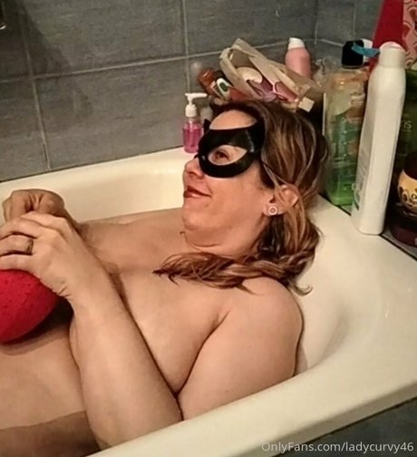Ladycurvy46