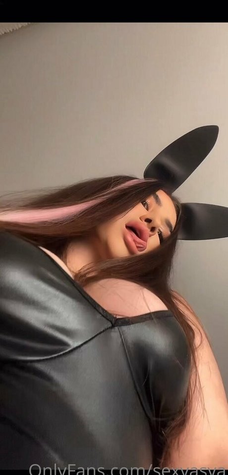 Naakte gelekte OnlyFans-foto van Sexyasya