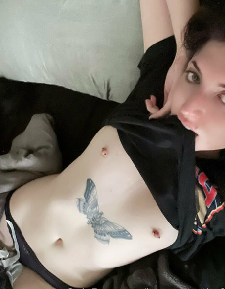 Foto nua vazada do OnlyFans de Imnoturgothgf