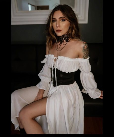 Nahá fotka uniklých OnlyFans od Marzz