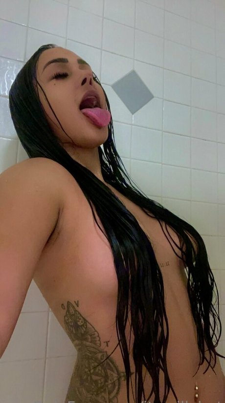 Itsmillyhot