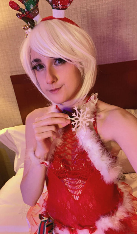 Mangoloo Cosplay