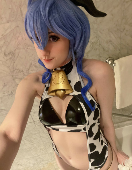 Mangoloo Cosplay