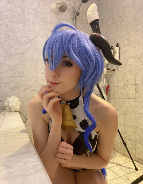 Mangoloo Cosplay