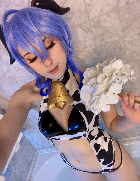 Mangoloo Cosplay