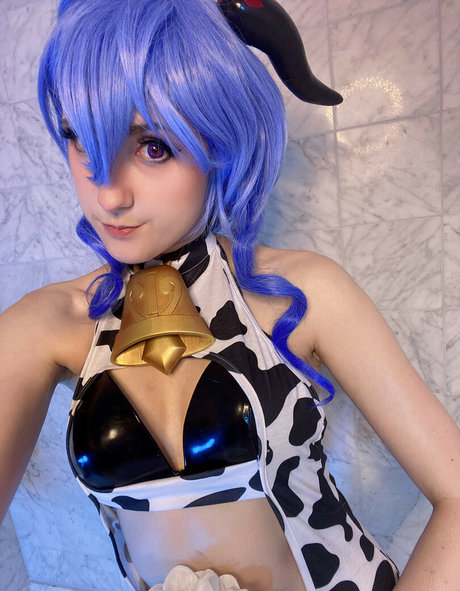 Mangoloo Cosplay