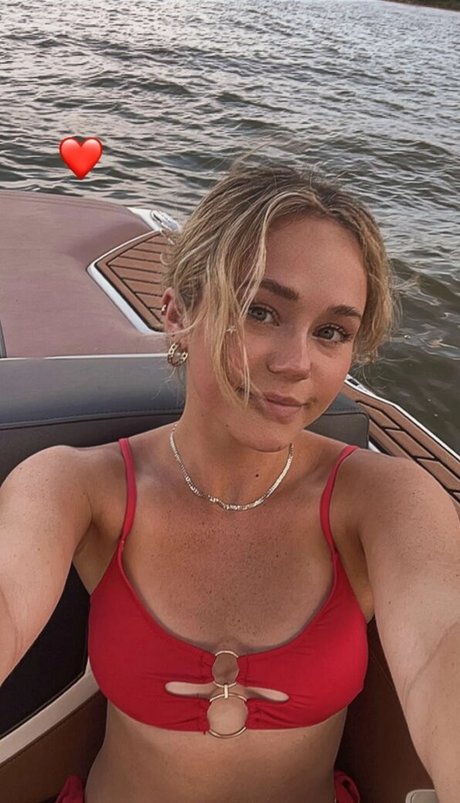 Brec Bassinger