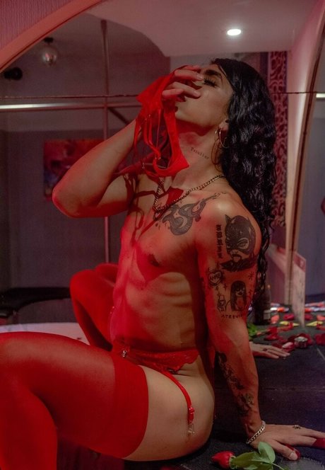 Nahá fotka uniklých OnlyFans od Hungbratz