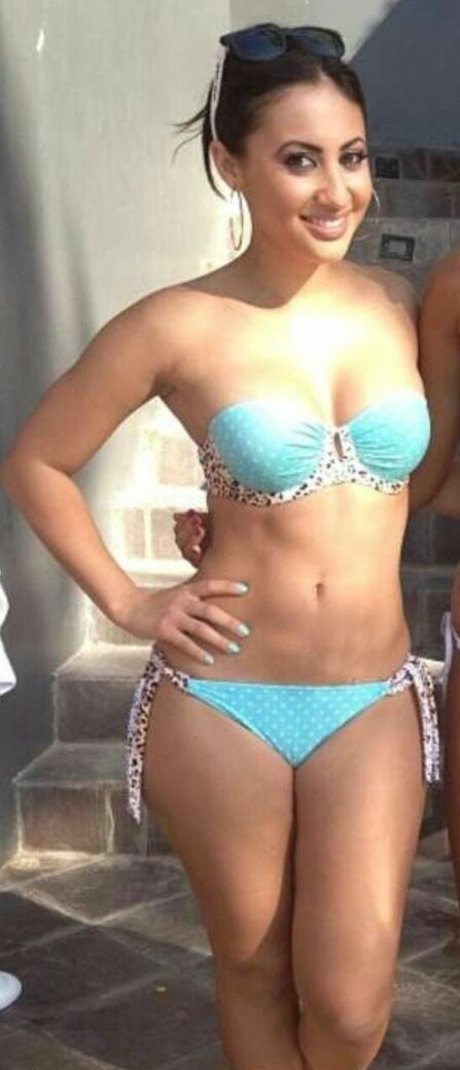 Francia Raisa