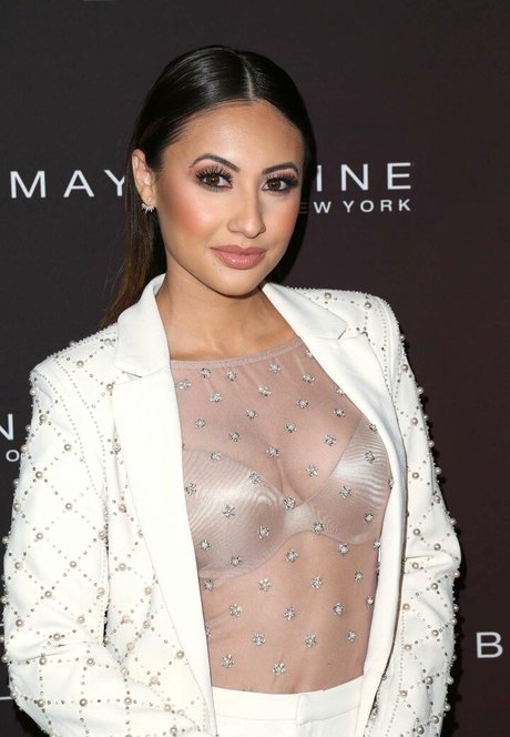 Francia Raisa