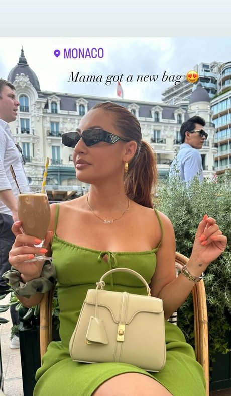 Francia Raisa