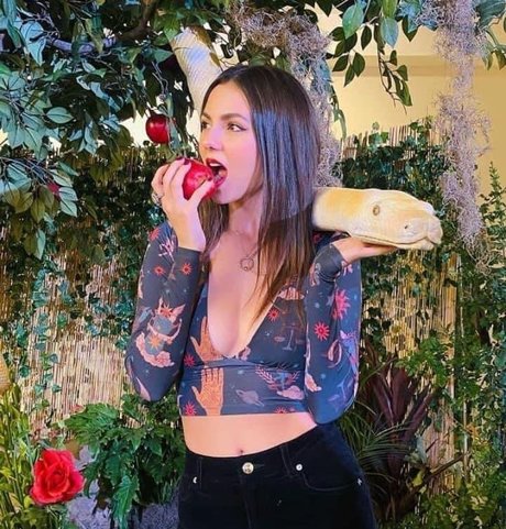 Victoria Justice