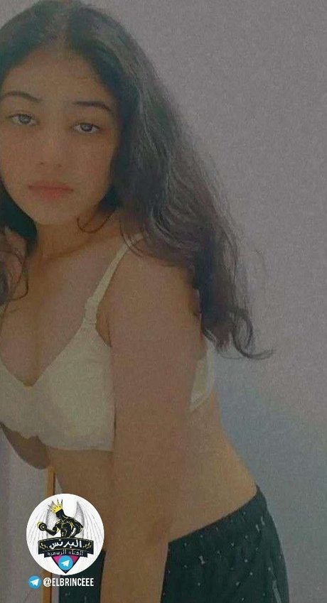Naken lekkede OnlyFans-bilde av Dhairyavi Bamania