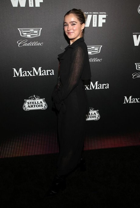 Haley Lu Richardson