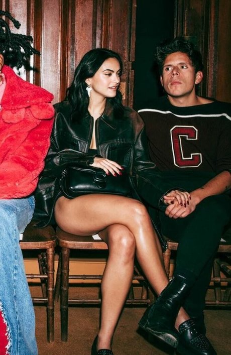 Camila Mendes