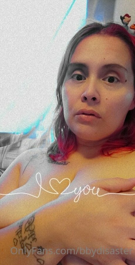 Naakte gelekte OnlyFans-foto van Thickmadaamfree