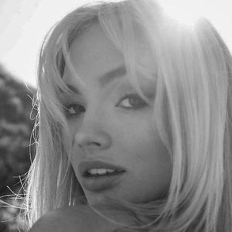 Natalie Alyn Lind