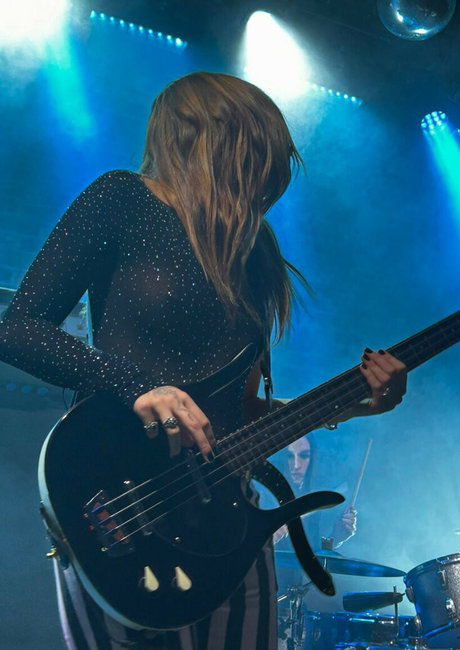 Victoria De Angelis