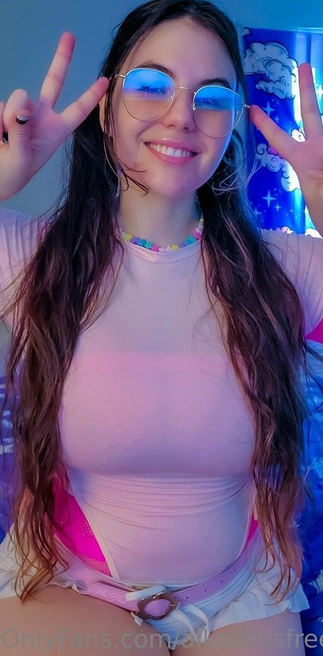 Nahá fotka uniklých OnlyFans od Aikoafterdarkfree