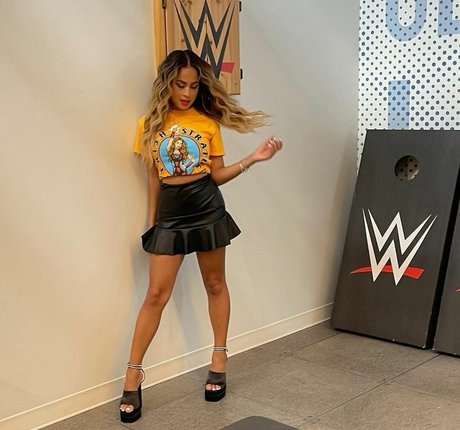 Naken läckt OnlyFans-bild av Kayla Braxton