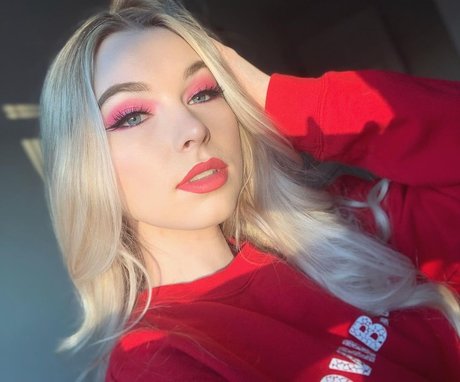 Naken lekkede OnlyFans-bilde av Loveabilities