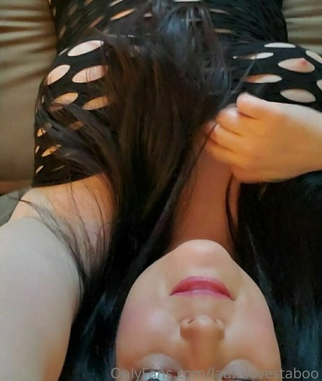 Thelaurajohnson OnlyFans泄露裸照