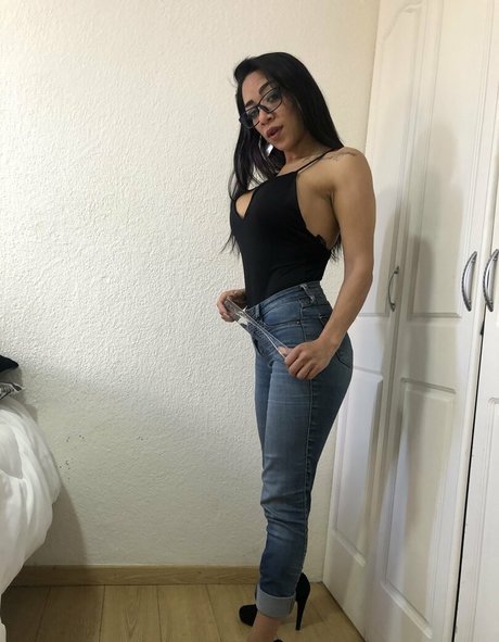 Nagie wyciekłe zdjęcie OnlyFans od Nenalatina