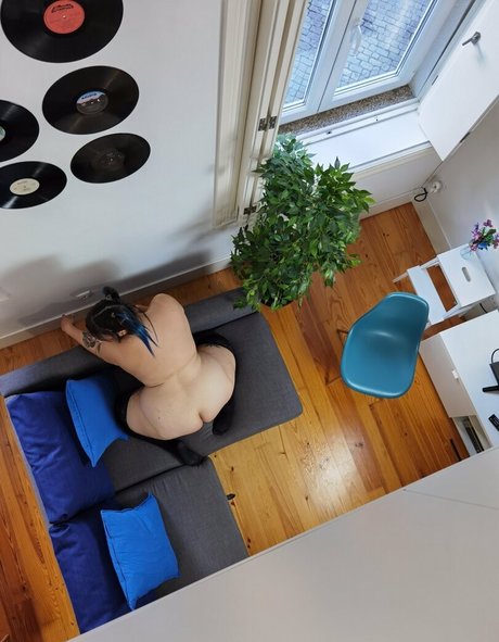 Nøgent lækket OnlyFans-billede af Isaluvbbwfree