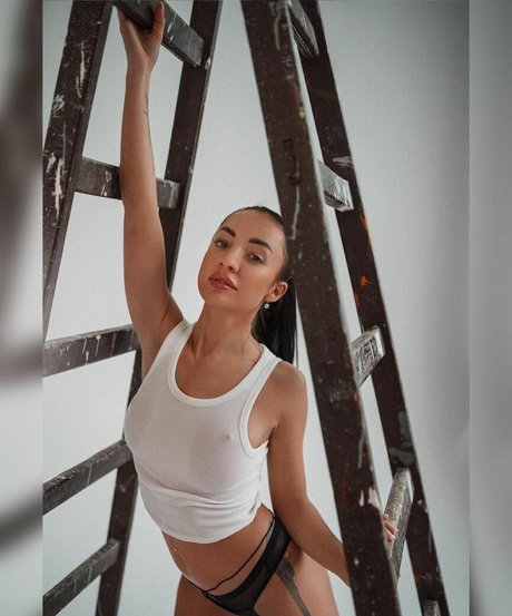 Naken lekkede OnlyFans-bilde av Marikadurka