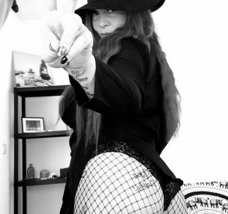 Nacktes geleaktes OnlyFans-Foto von Mingnaaa