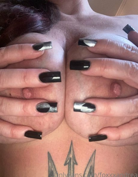 Alaston vuotanut OnlyFans-kuva Foxxxandrea