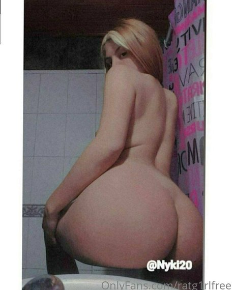 Foto nua vazada do OnlyFans de Ratg1rlfree