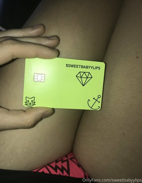 Alaston vuotanut OnlyFans-kuva Sweetbabyylips