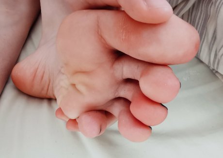 Alasti lekkinud OnlyFans-i pilt Frenchmoon69