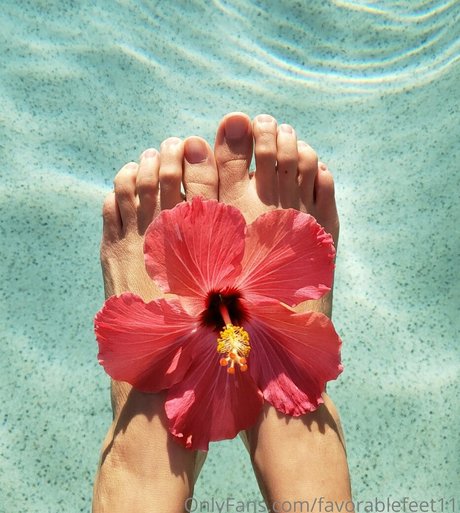 Favorablefeet11