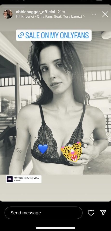Naken läckt OnlyFans-bild av Abbie Haggar