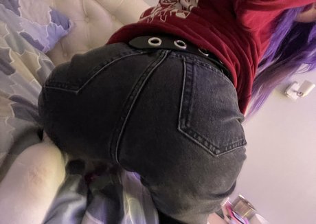Naken lekkede OnlyFans-bilde av Poorwaifufree