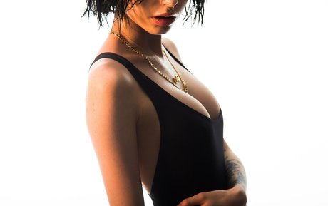 Naken lekkede OnlyFans-bilde av Stormyofficial