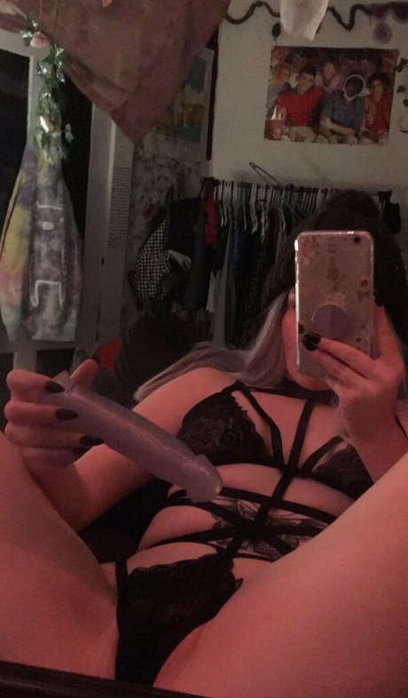 Veeginas OnlyFans 유출 누드 사진