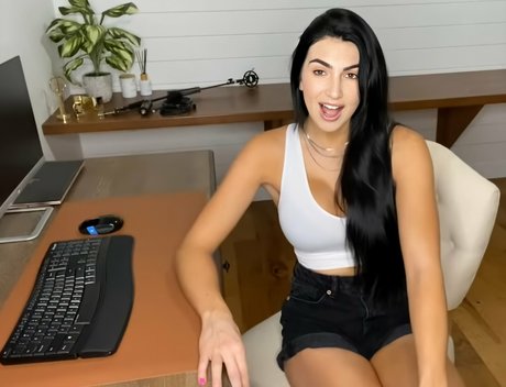 Billie Kay