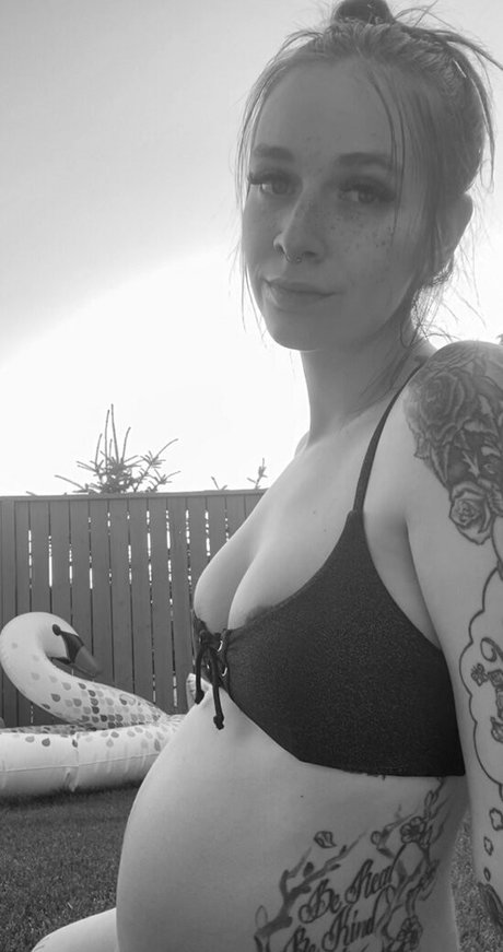 Lilhoneybeez