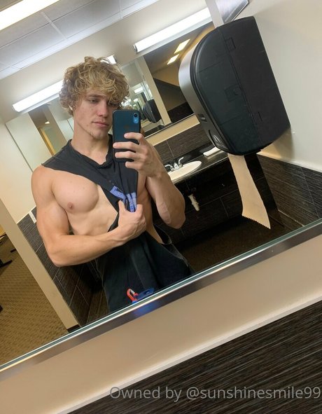 Nahá fotka uniklých OnlyFans od Sunshynefree