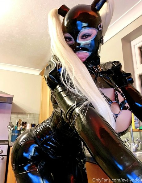 Evelyndoll